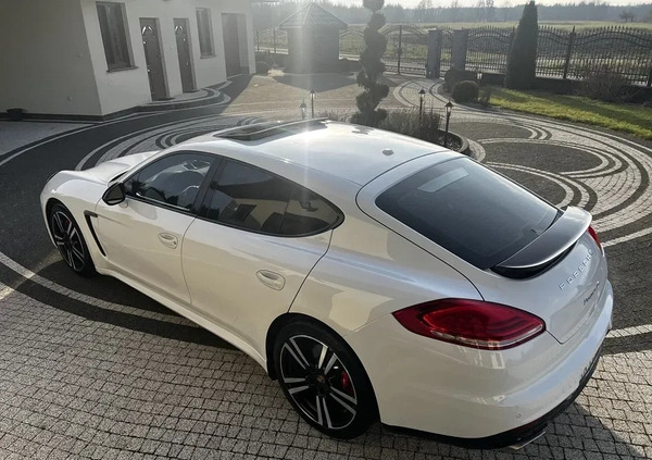 Porsche Panamera cena 179700 przebieg: 168782, rok produkcji 2016 z Warszawa małe 781